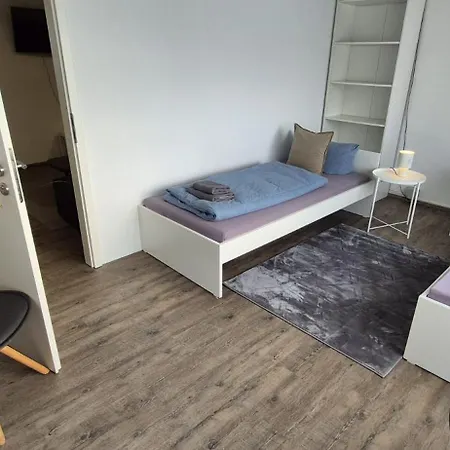 Apartamento Budget Base - 3 X Einzelzimmer *